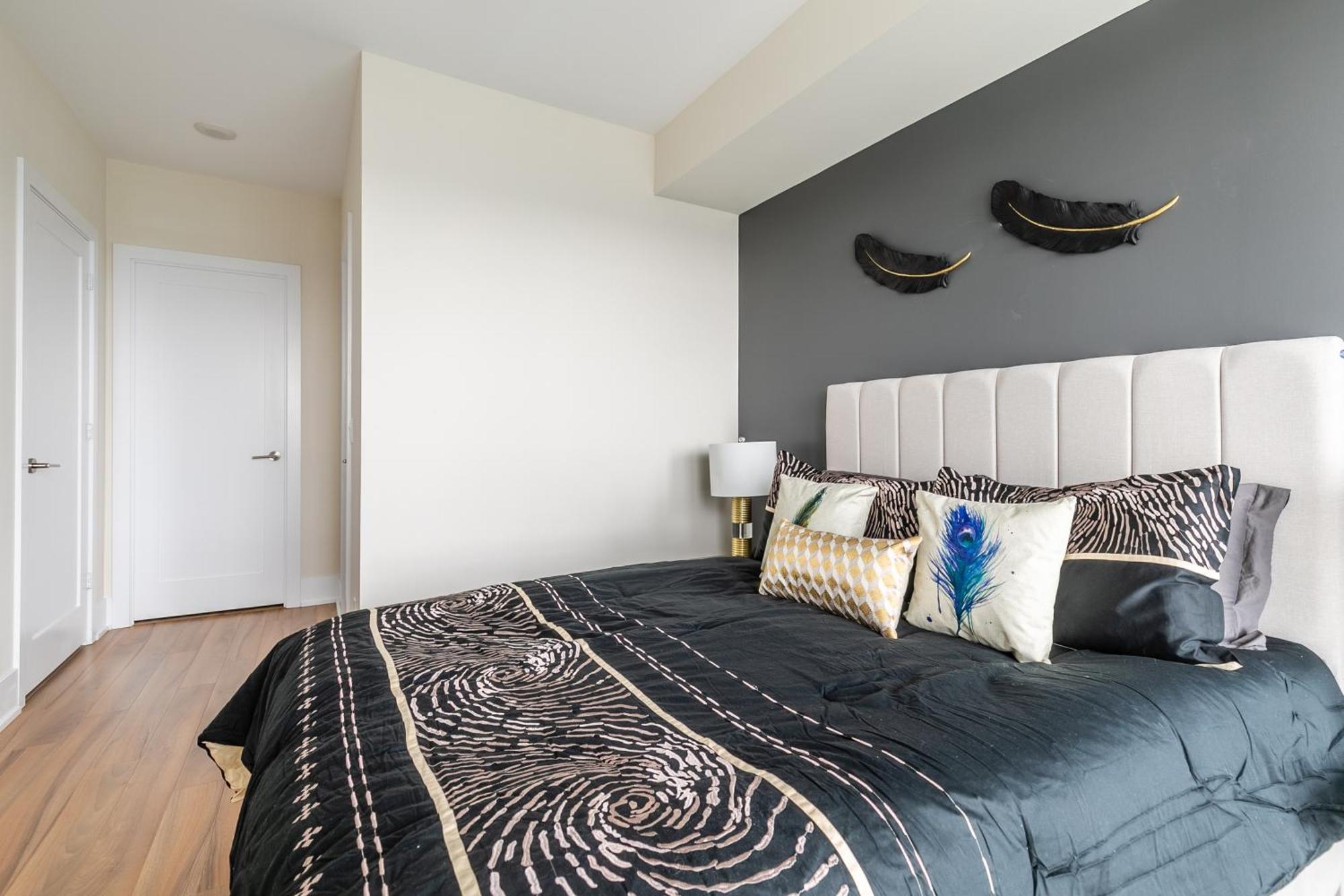 Globalstay Modern Downtown Apartment Торонто Екстериор снимка