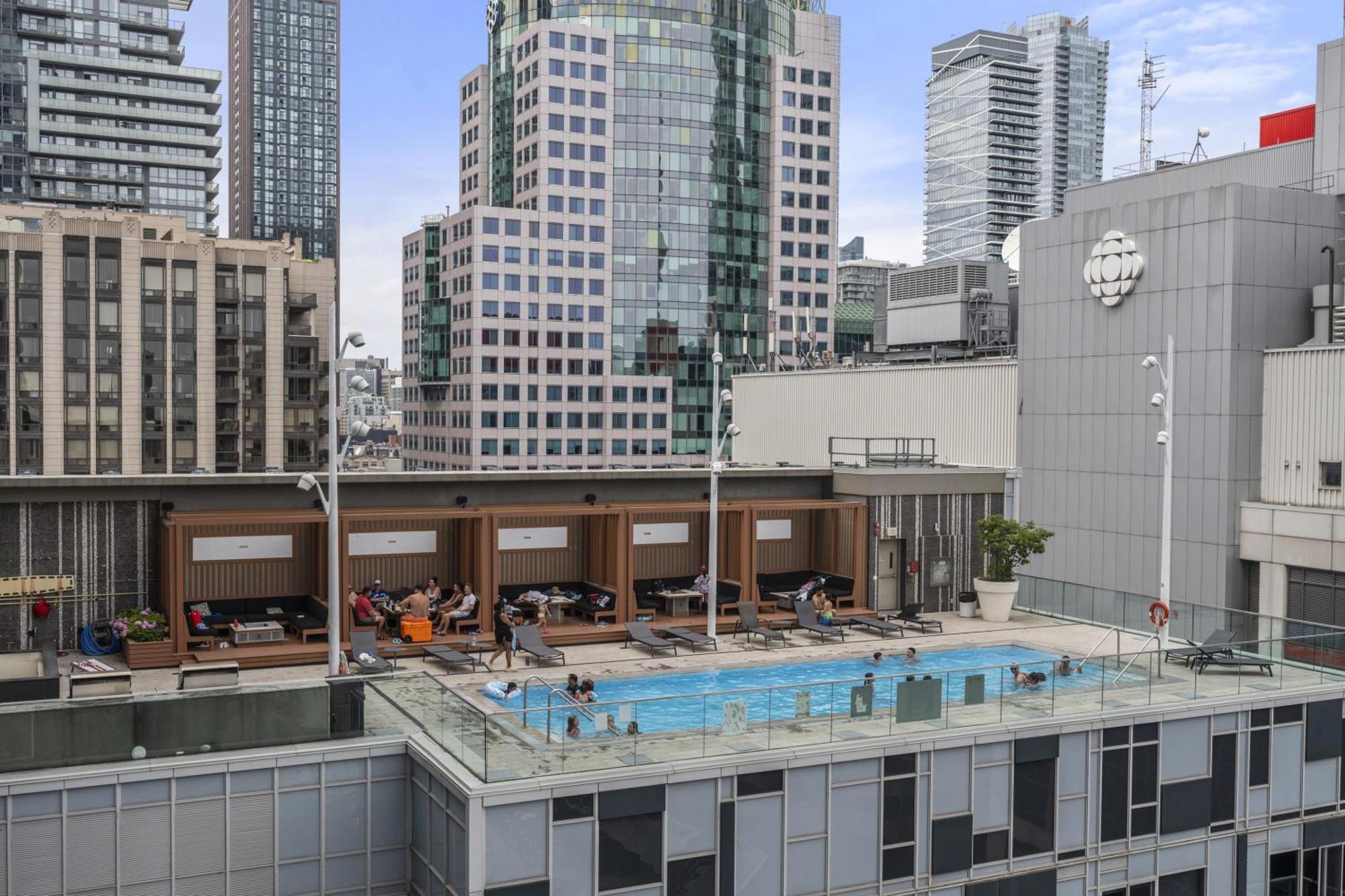 Globalstay Modern Downtown Apartment Торонто Екстериор снимка