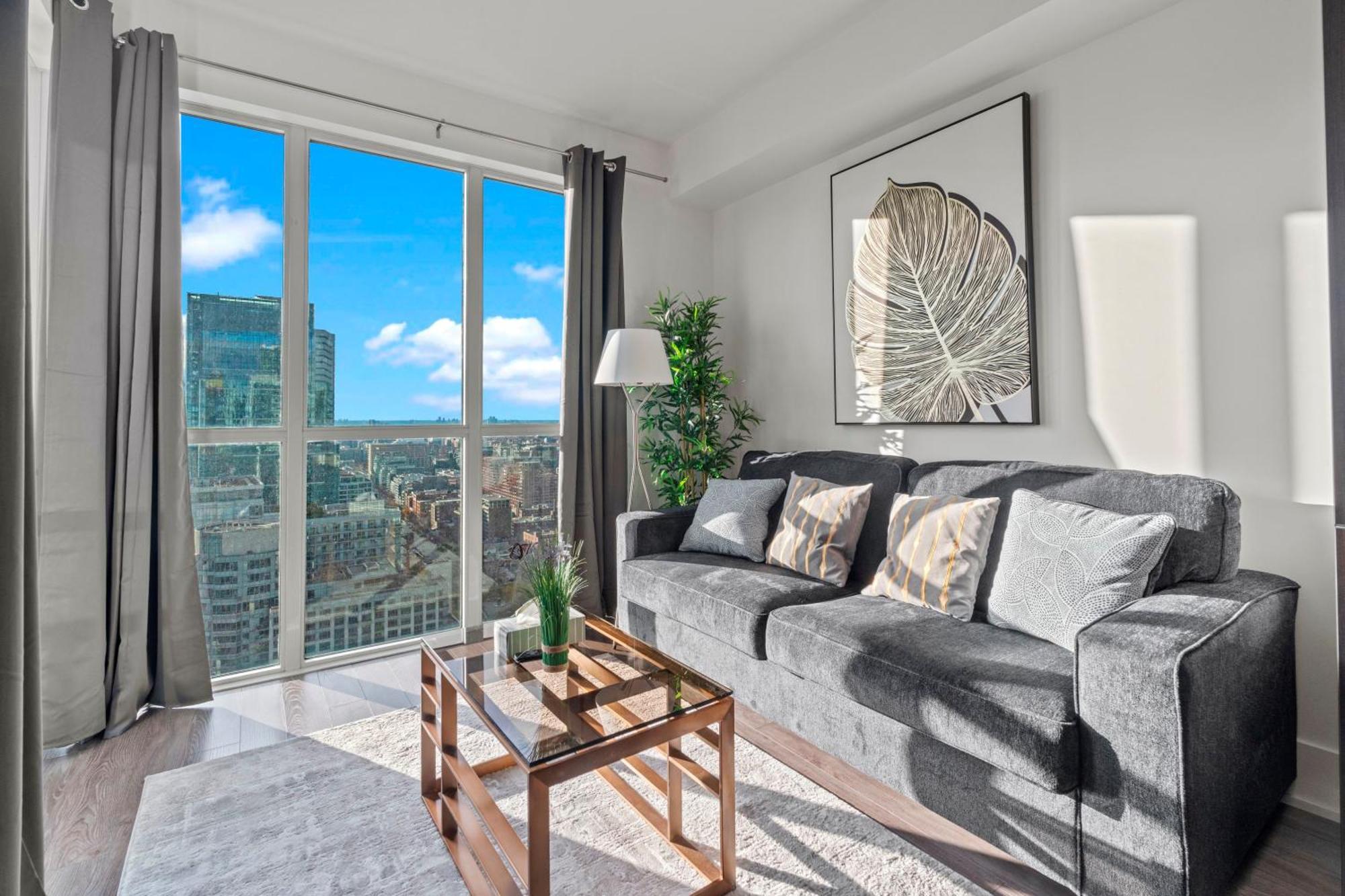 Globalstay Modern Downtown Apartment Торонто Екстериор снимка