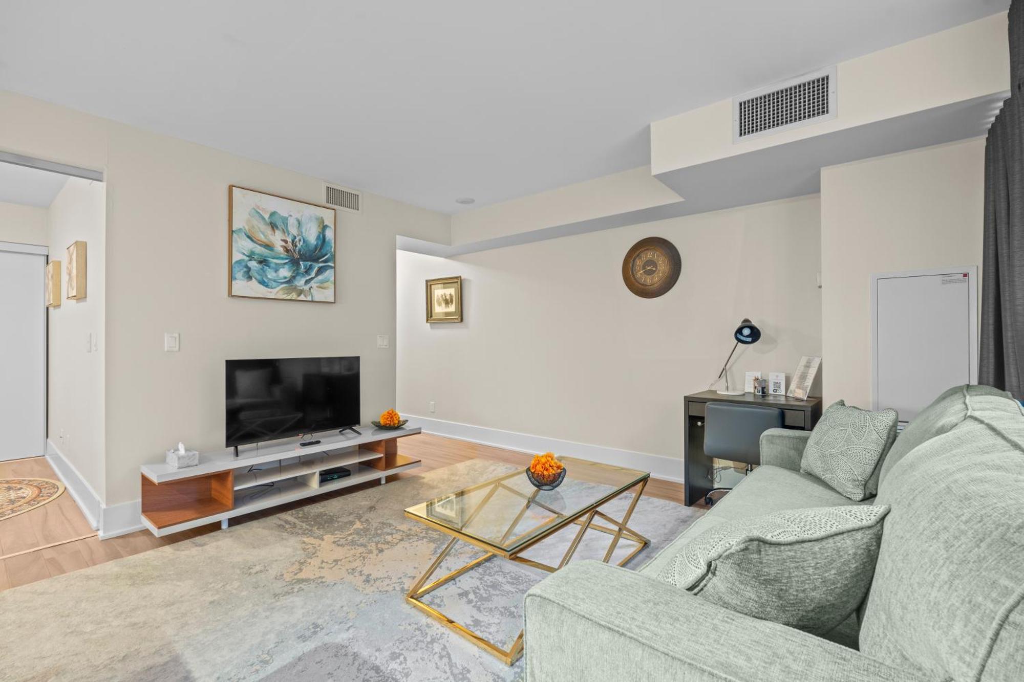 Globalstay Modern Downtown Apartment Торонто Екстериор снимка