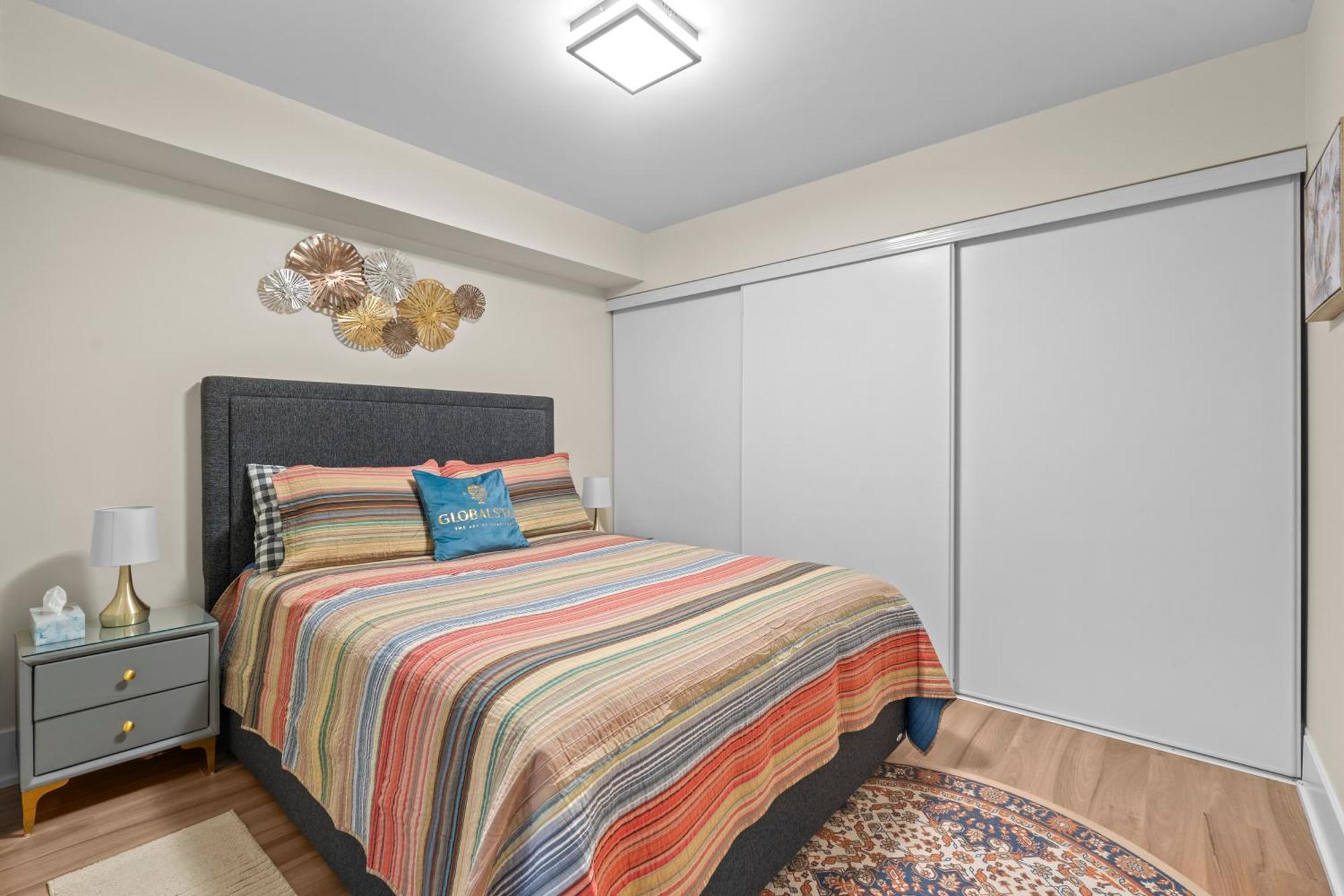 Globalstay Modern Downtown Apartment Торонто Екстериор снимка