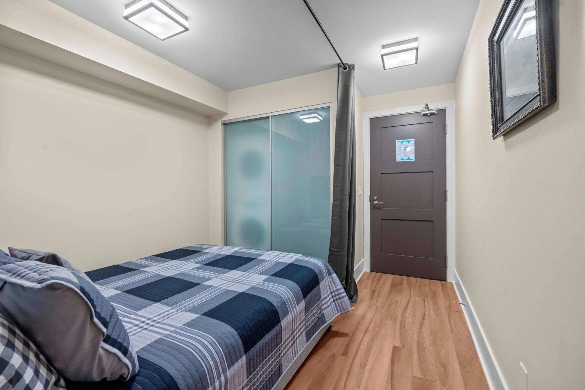 Globalstay Modern Downtown Apartment Торонто Екстериор снимка