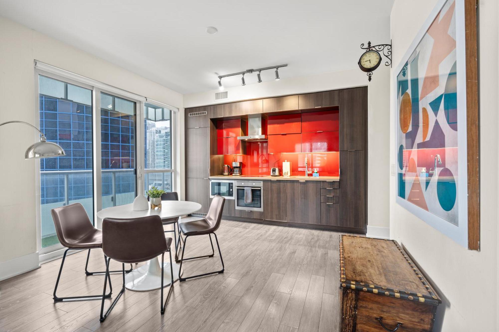 Globalstay Modern Downtown Apartment Торонто Екстериор снимка